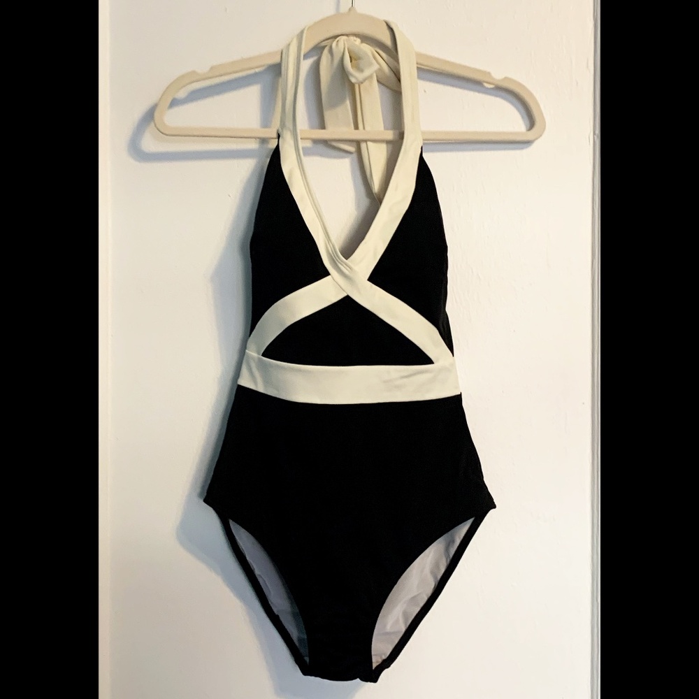 Black & White Bathing Suit | Size 6